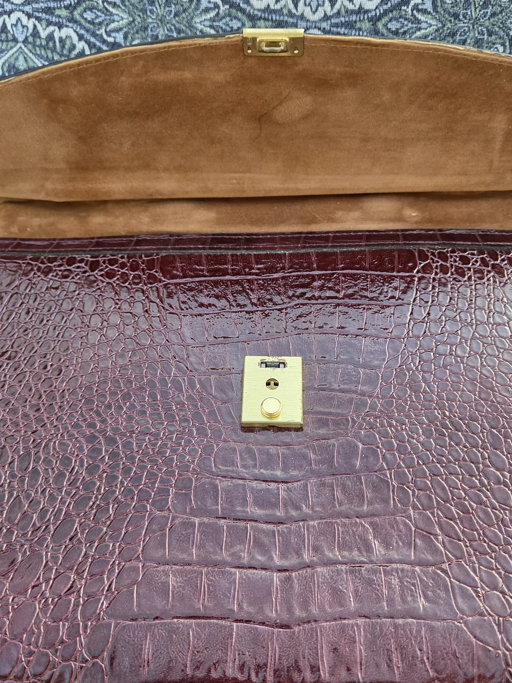Vintage 1980s Italian Leather Briefcase Crocodile Embossed Burgundy Oxblood Atta